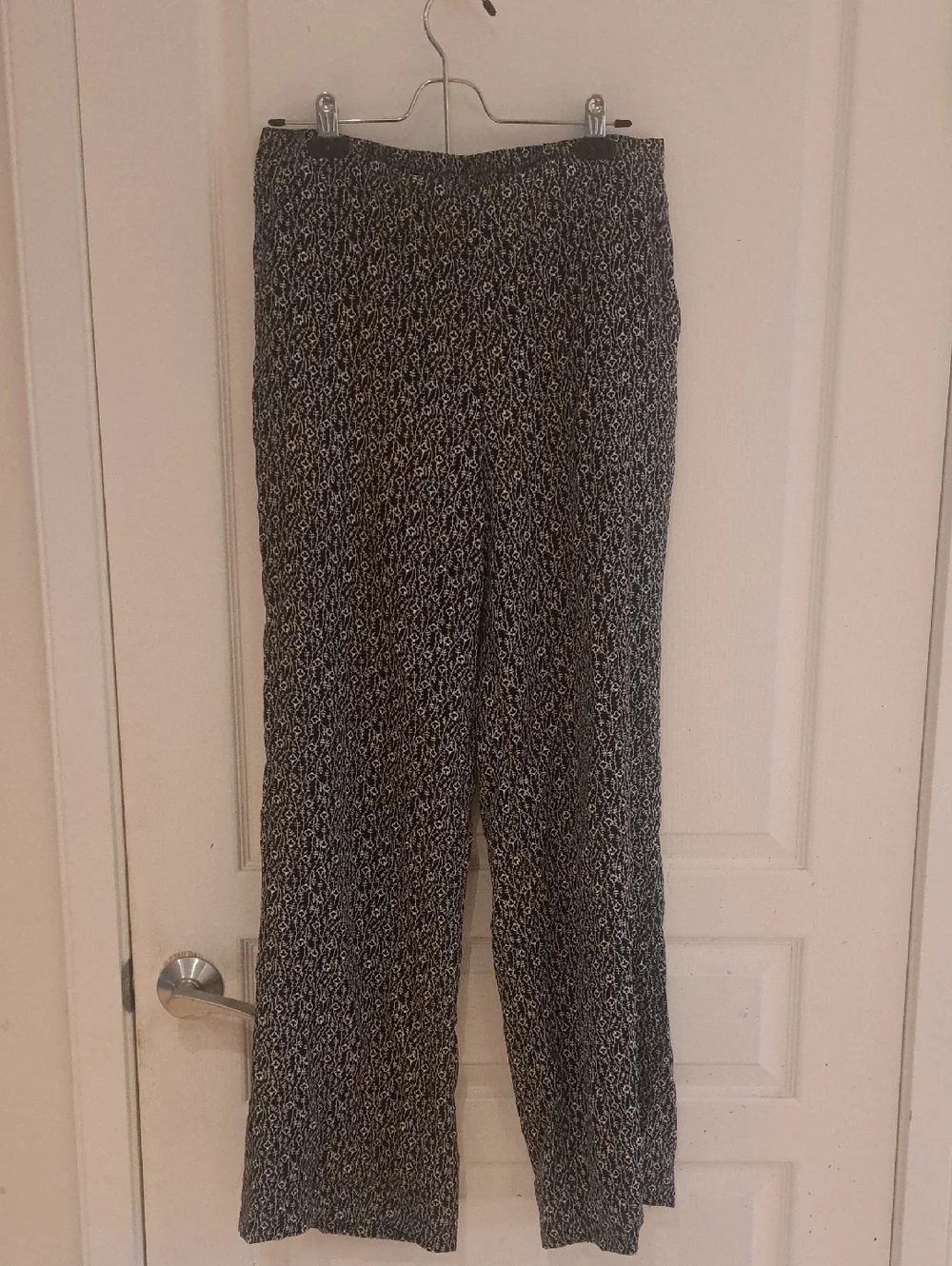 Black & White Printed Wide Leg Pants M | Flowy Minimal Chic Everyday - Picture 2 of 10